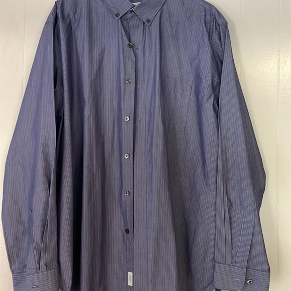 Van Heusen Classic Fit Button Down Shirt - Picture 2 of 4